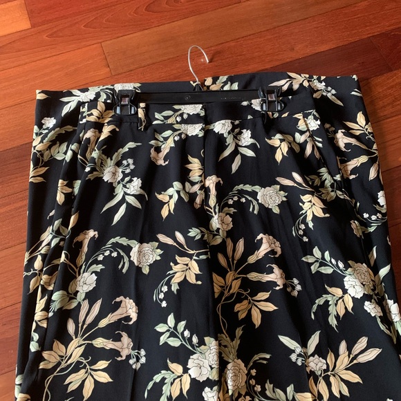 LANDS END Pants - Picture 6 of 10